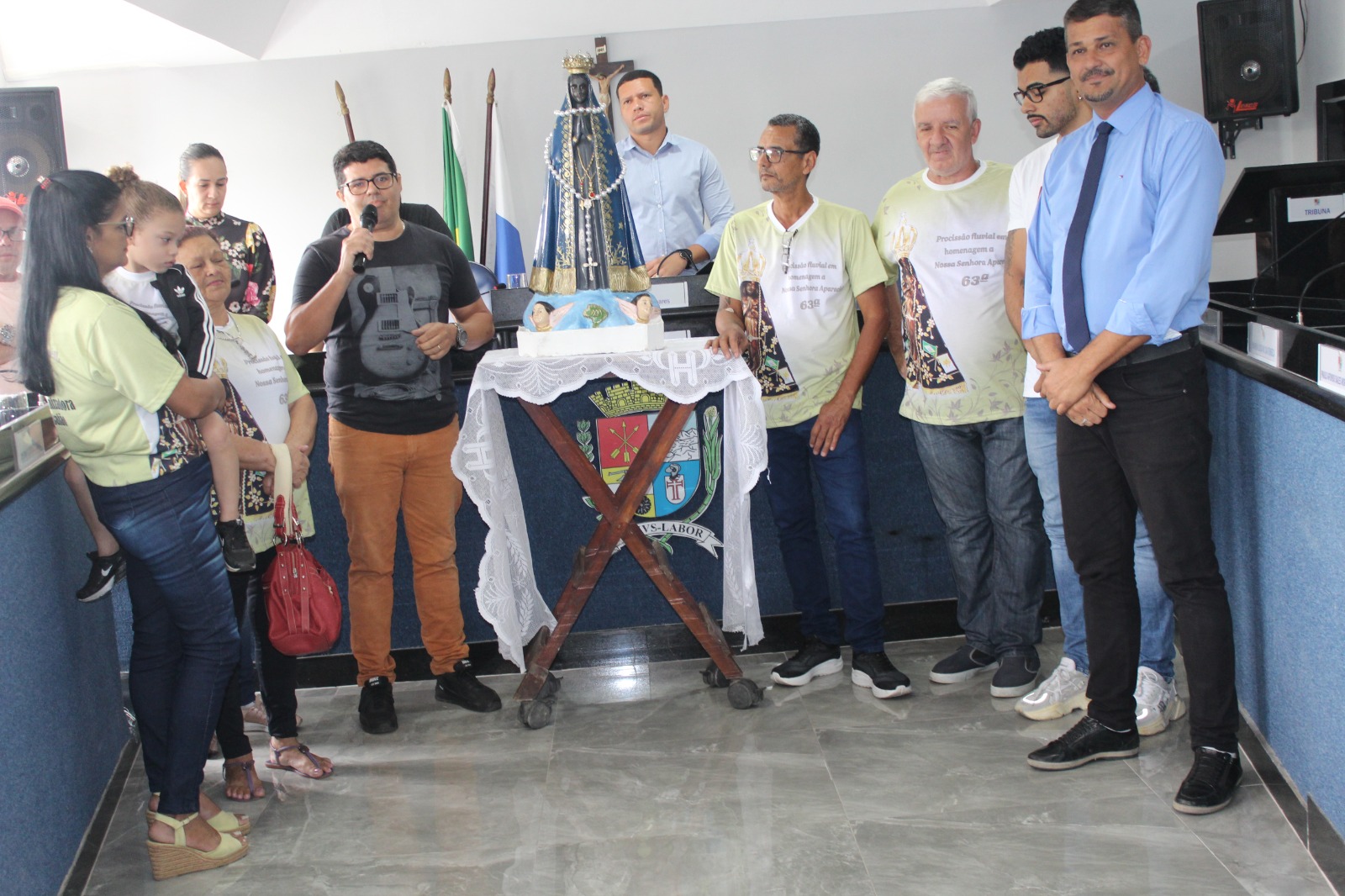 Câmara de Barra Mansa homenageia família Baião, organizadora da procissão fluvial de Nossa Senhora