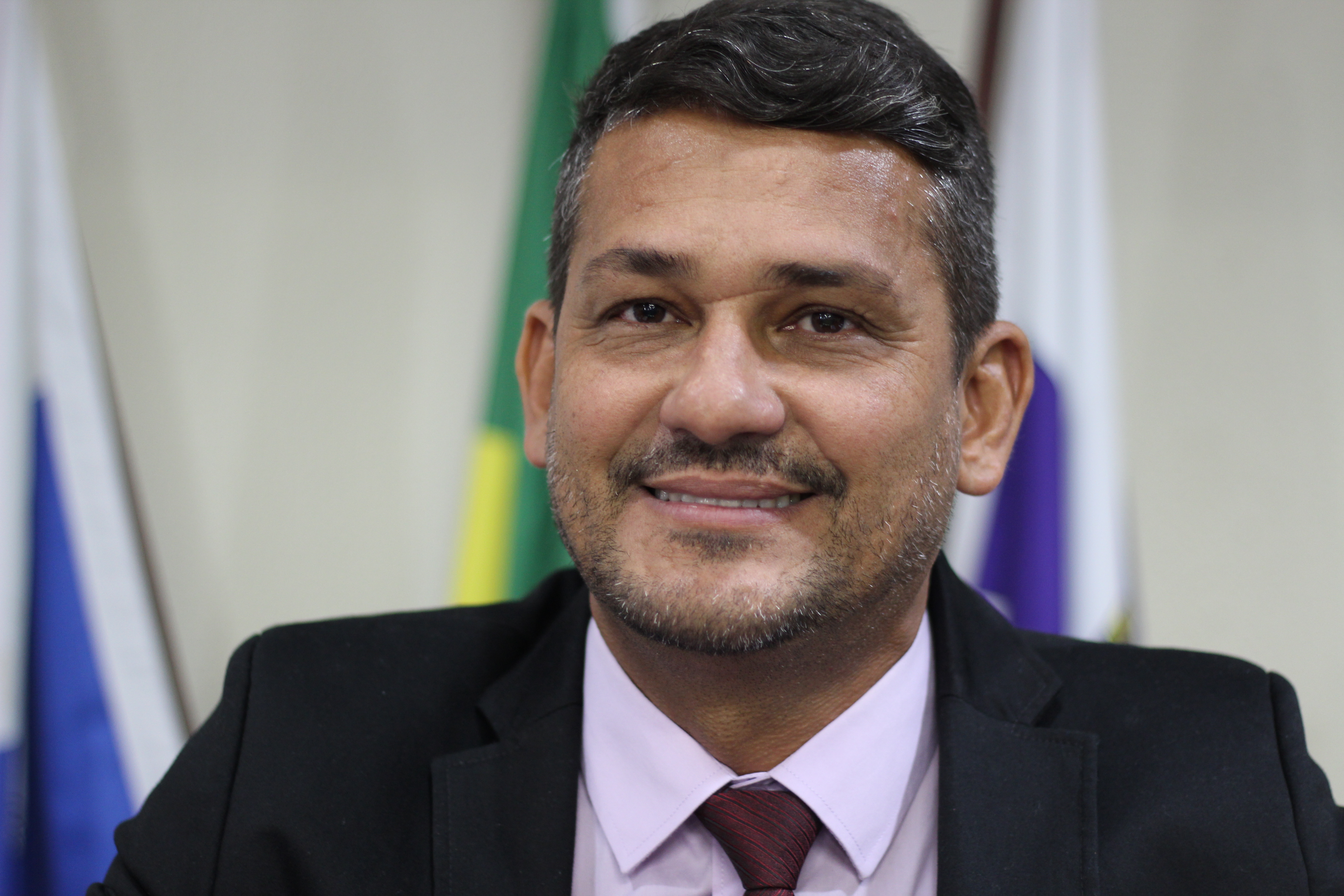 Paulo Sandro é reeleito presidente da Câmara de Barra Mansa